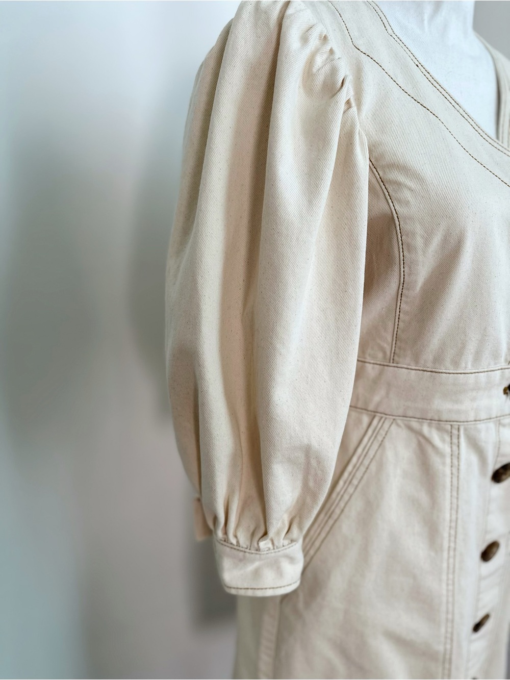 Tory Burch Cream Button-Front Puff-Sleeve Dress Size4 Excellent condition